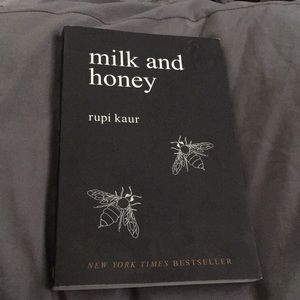 milk and honey by rupi kaur